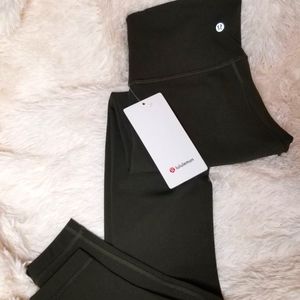 Lululemon, Olive green, Wunder Under HR tight